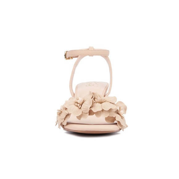 New York & Company Women's Gwendolyn Kitten Heel Sandal - Picture 4 of 7